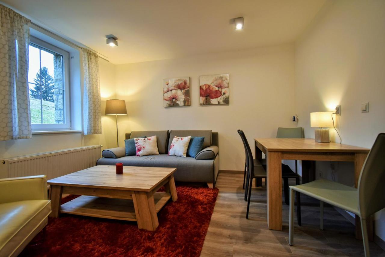 Apartment Dalibor II With Private Entrance And Private Garage Spindleruv Mlyn Exterior photo